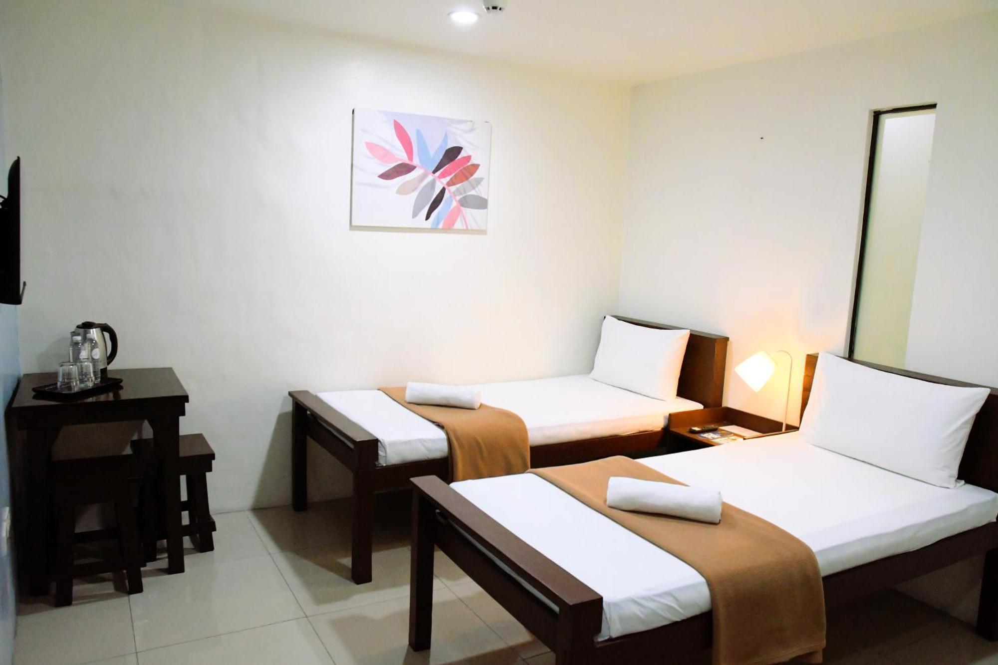 Arzo Hotel Makati Makati City Bagian luar foto