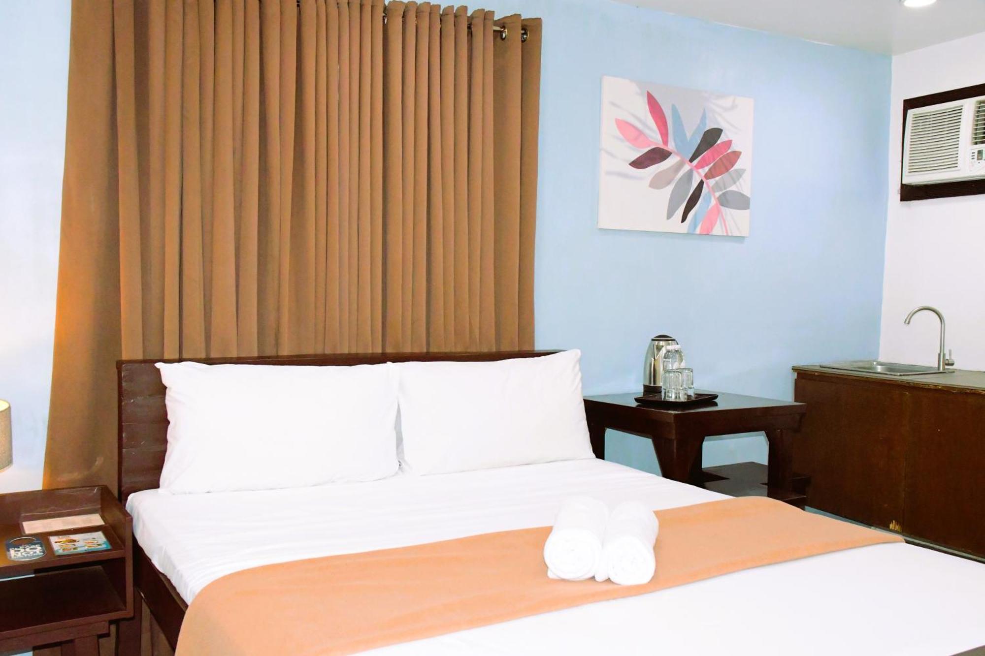 Arzo Hotel Makati Makati City Bagian luar foto